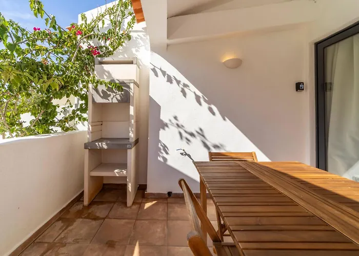 Falesia Coast By Hellovacations * البوفيرا