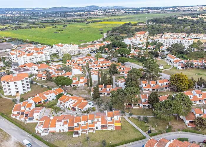 Falesia Coast By Hellovacations * البوفيرا